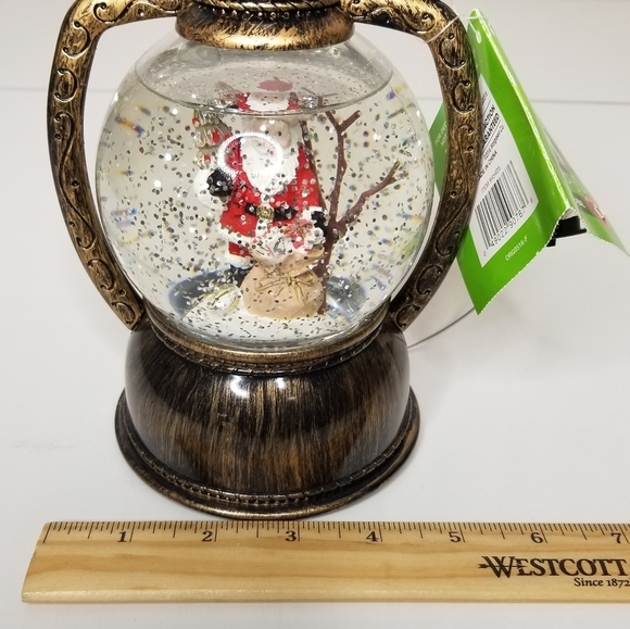 Santa Hurricane Lantern Glitter Water Spinner Christmas Water Globe Lamp…‎ - Picture 8 of 9